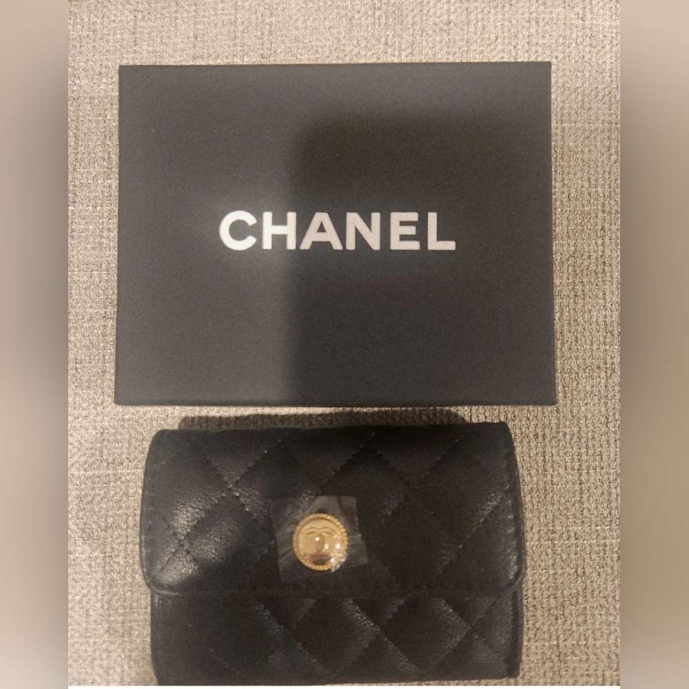 CHANEL Black Quilted Card Holder with Gold Accent